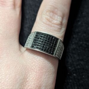 Sterling Silver Black And Clear CZ Unisex Statement Ring - Size 9